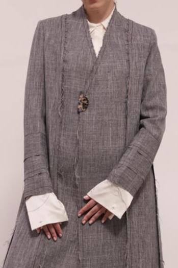 Fringed Lightweight Statement Blazer : Front view