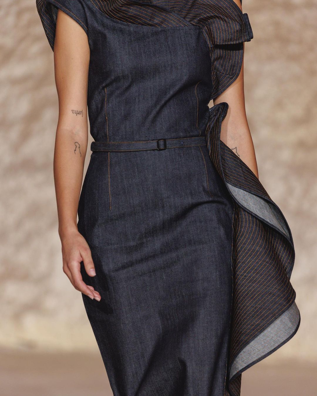 Black Denim Ruffled Dress : Front view