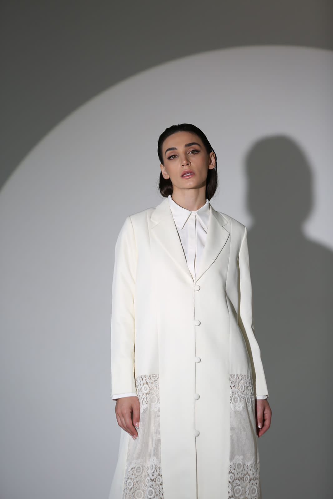 Crochet Long Crepe Blazer : Front view