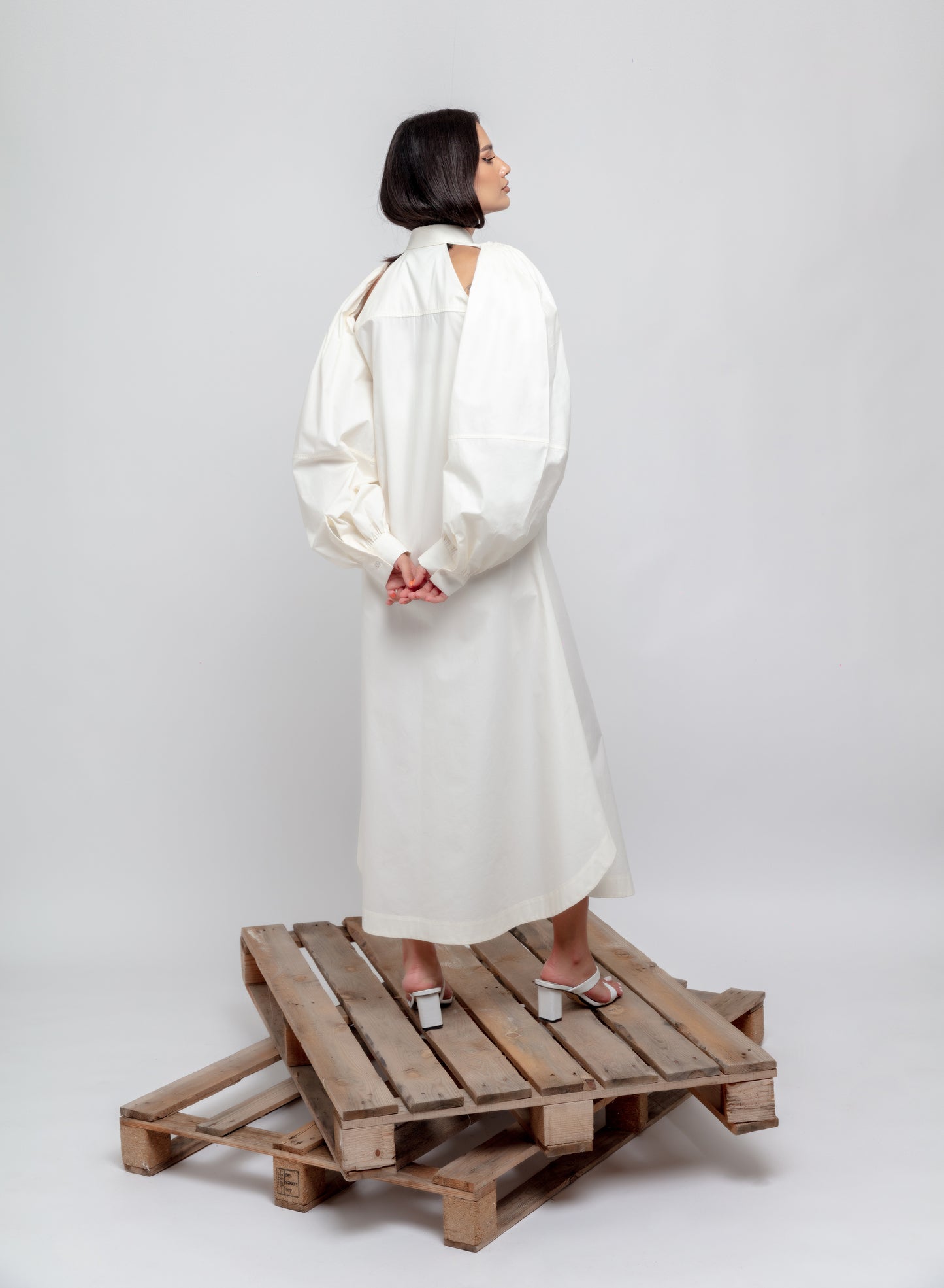 Oversized Sleeve Cotton Dress with Open Shoulders & Belt : Back view