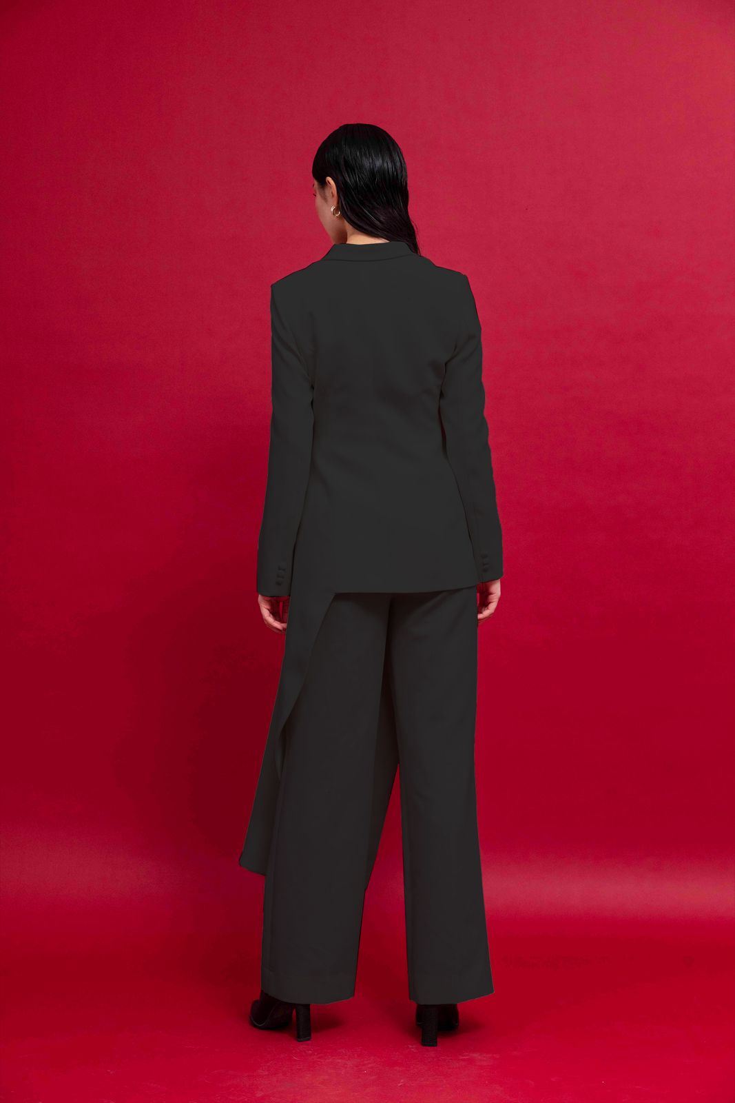 Asymmetrical Layered Crepe Suit : Back view