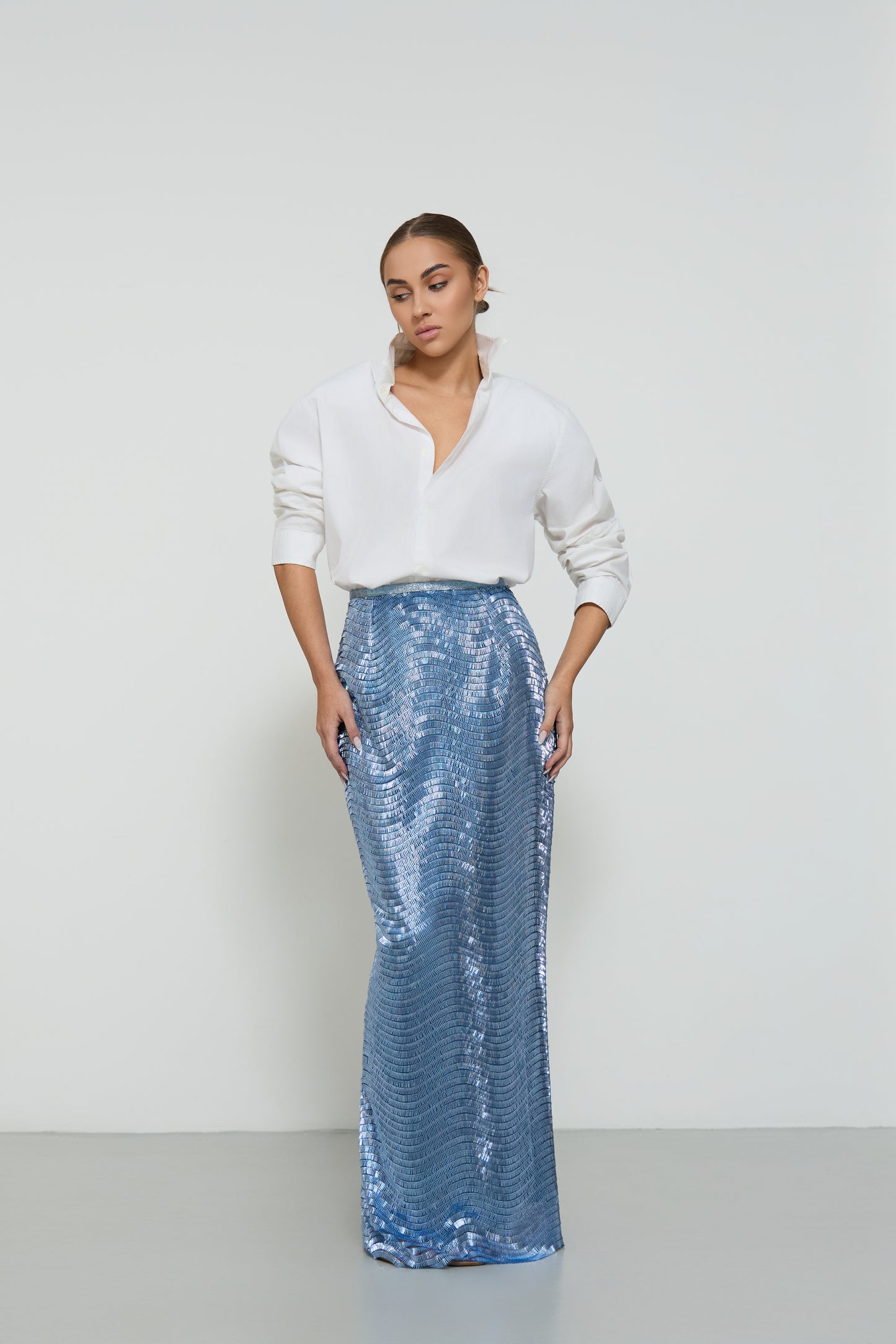 OVERSIZED SHOULDER BUTTONED SHIRT