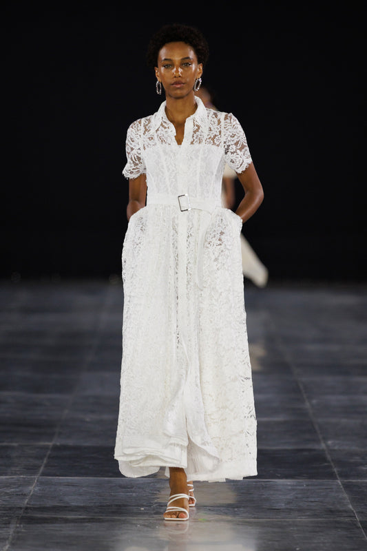 LACE GATHERED BELTED DRESS