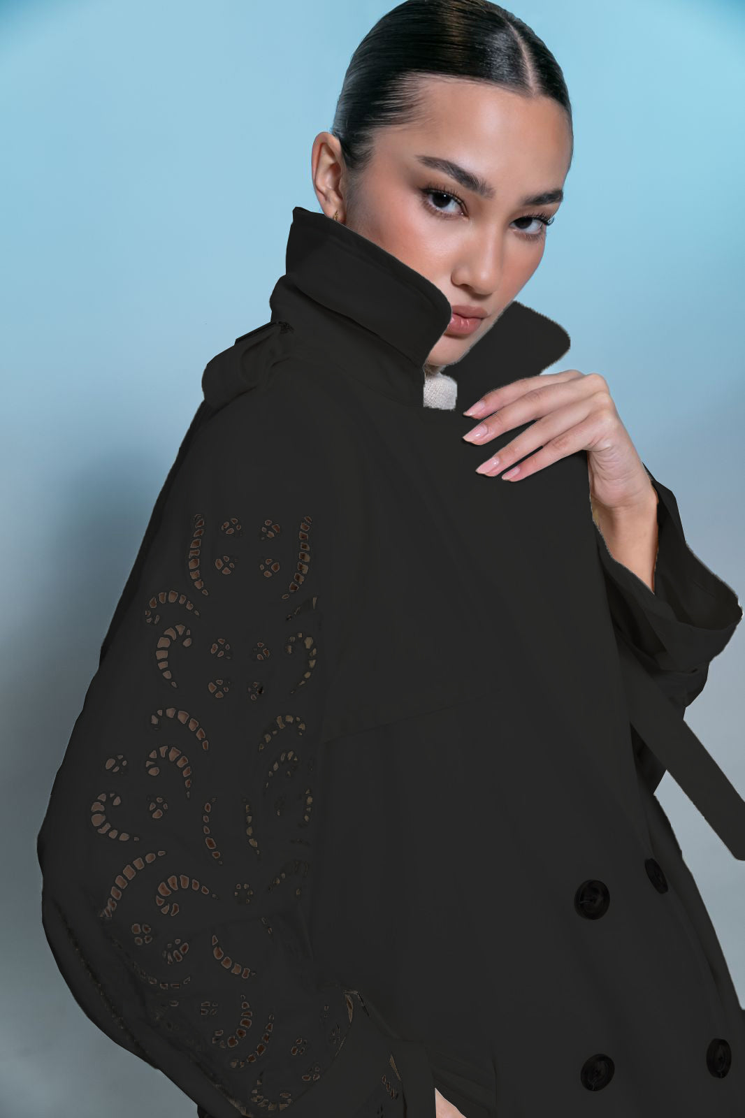 Embroidery Sleeve trenchcoat