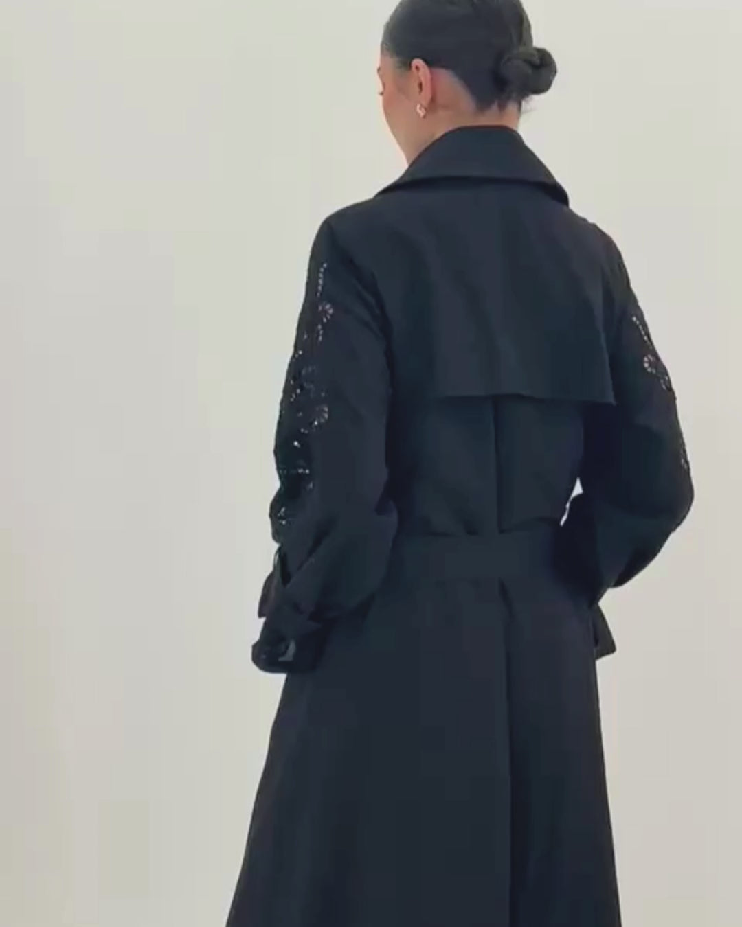 ジャケット・アウター S stand embroidery trench ジャケット・アウター S stand embroidery trench THEREDTHREAD / ザ